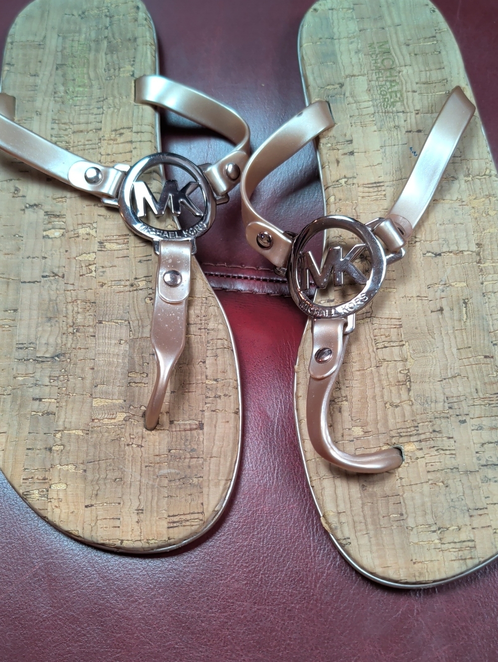 Michael Kors Women's Rose Gold MK Logo Thong Sandals Size 8